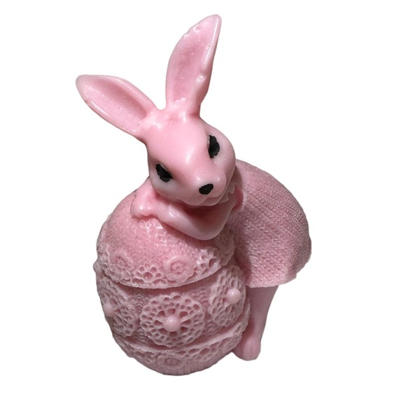 Easter Bunny Candle - Picture 3 of 8